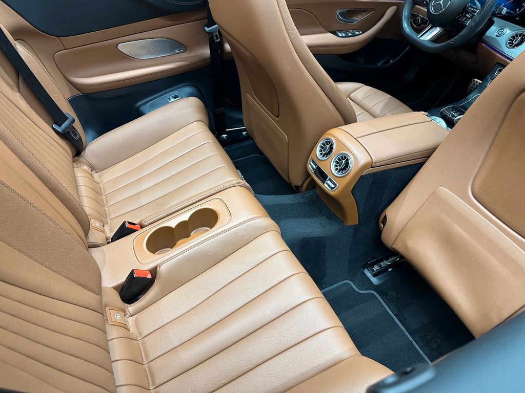 Mercedes-Benz E 300 2022