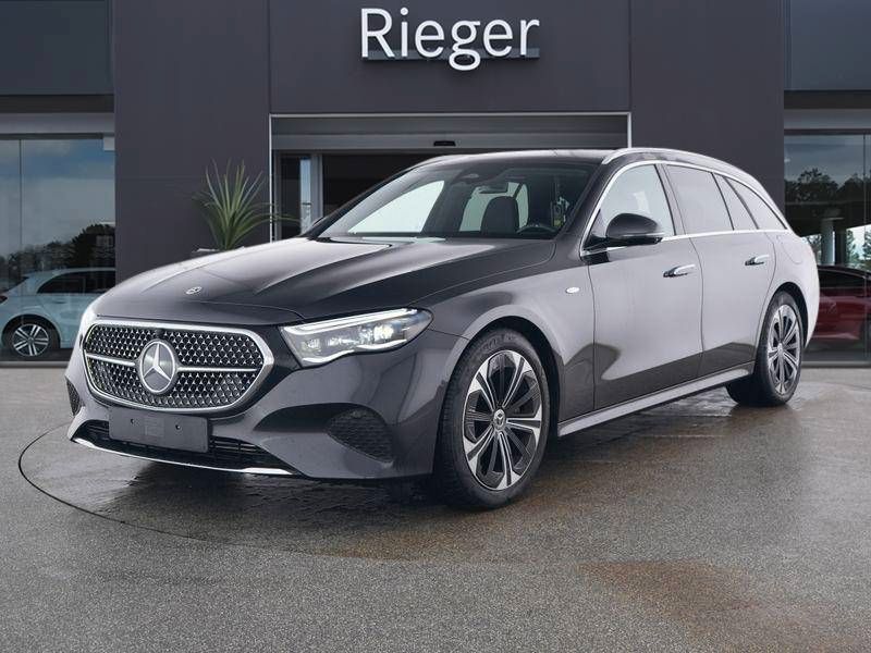 Mercedes-Benz E 300 2025