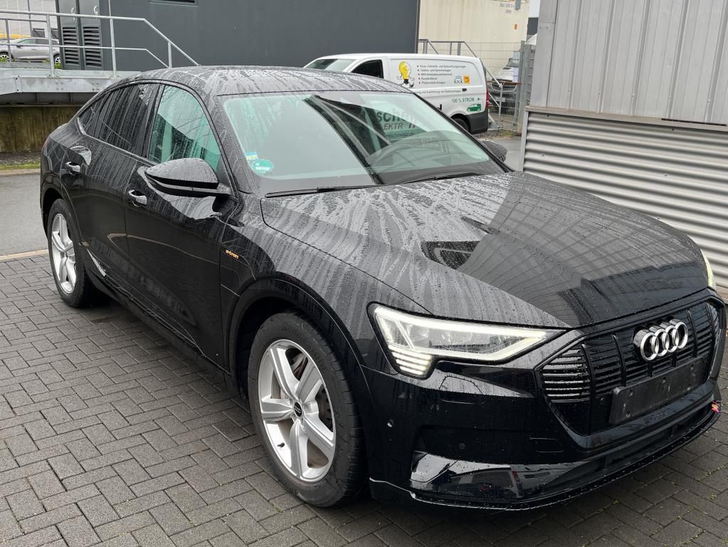 Audi e-tron 2022