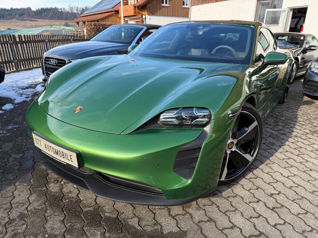 Porsche Taycan 2023