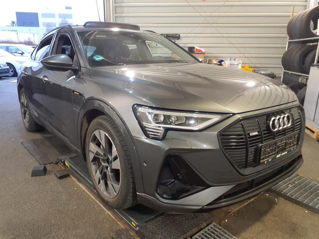 Audi e-tron 2022