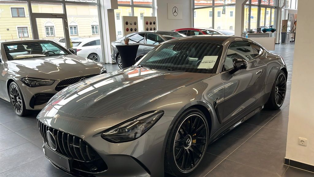 Mercedes-Benz AMG GT 2025