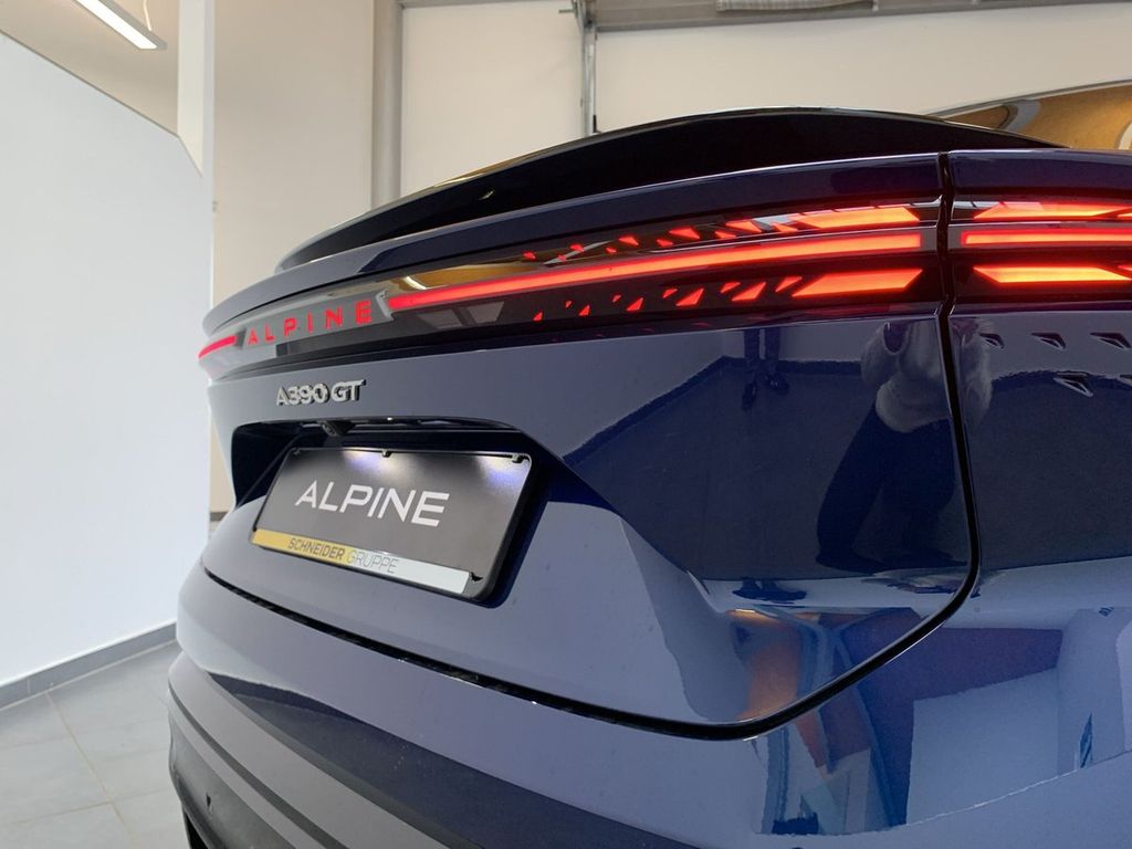 Alpine A390
