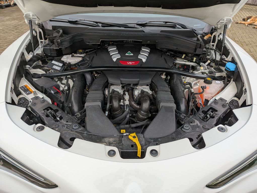 Alfa Romeo Stelvio 2021