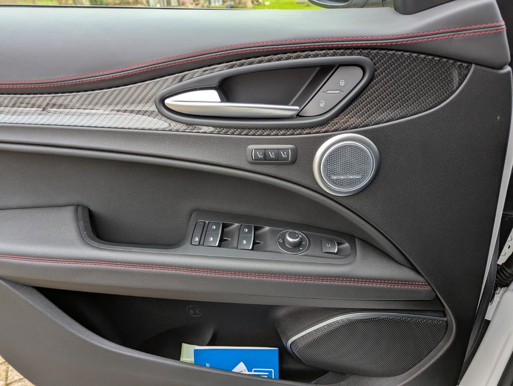 Alfa Romeo Stelvio 2021