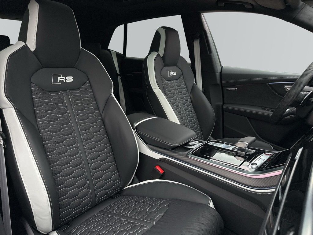 Audi RSQ8 2025