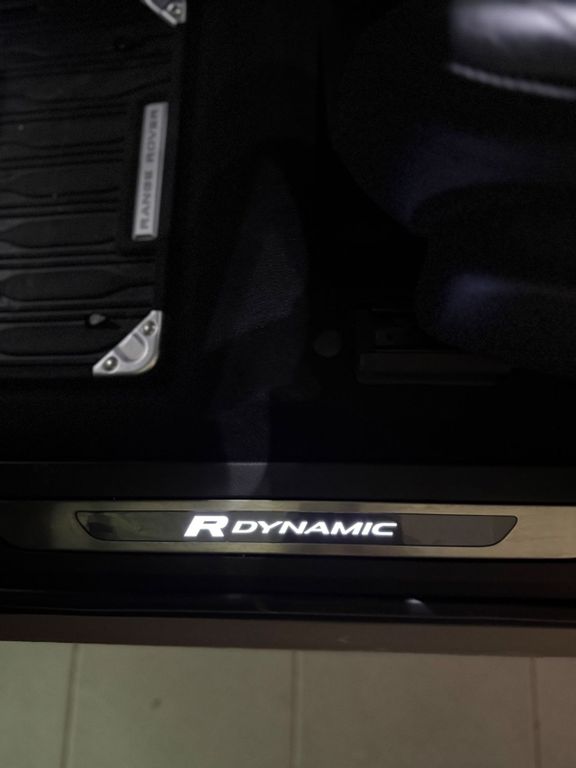 Land Rover Range Rover Evoque 2021