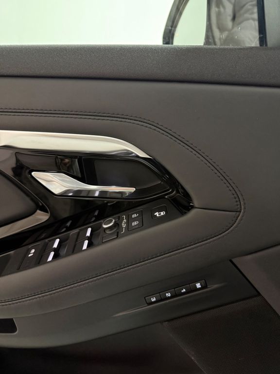 Land Rover Range Rover Evoque 2021