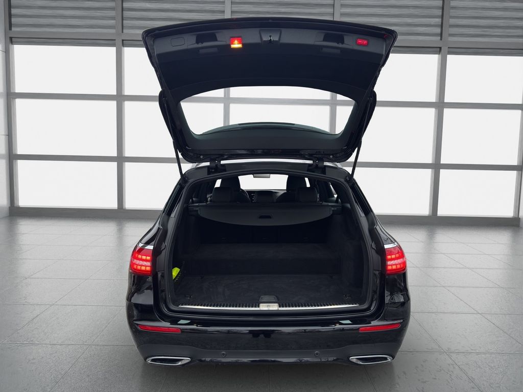 Mercedes-Benz E 300 2021