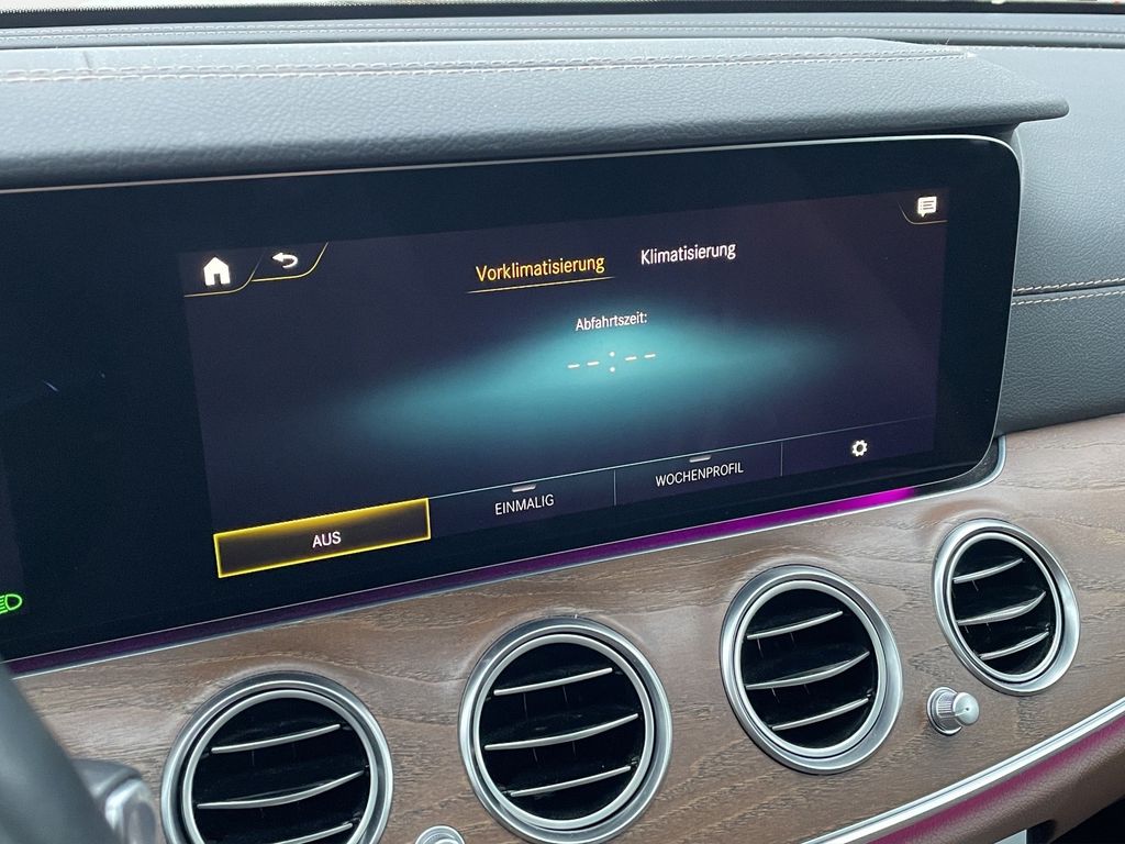 Mercedes-Benz E 300 2021