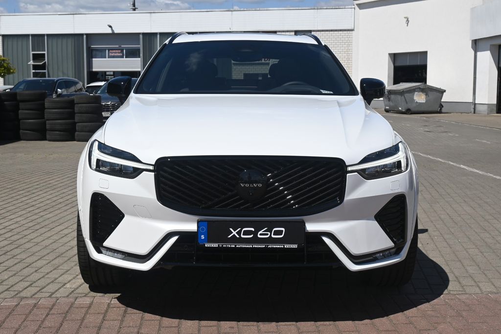 Volvo XC60 2025