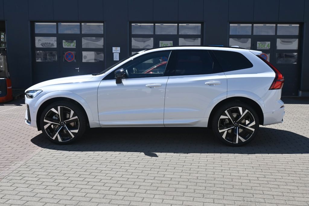Volvo XC60 2025