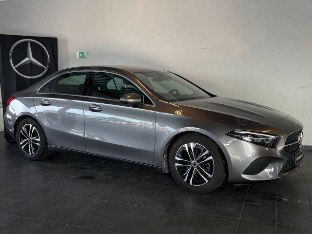 Mercedes-Benz A 220 2024