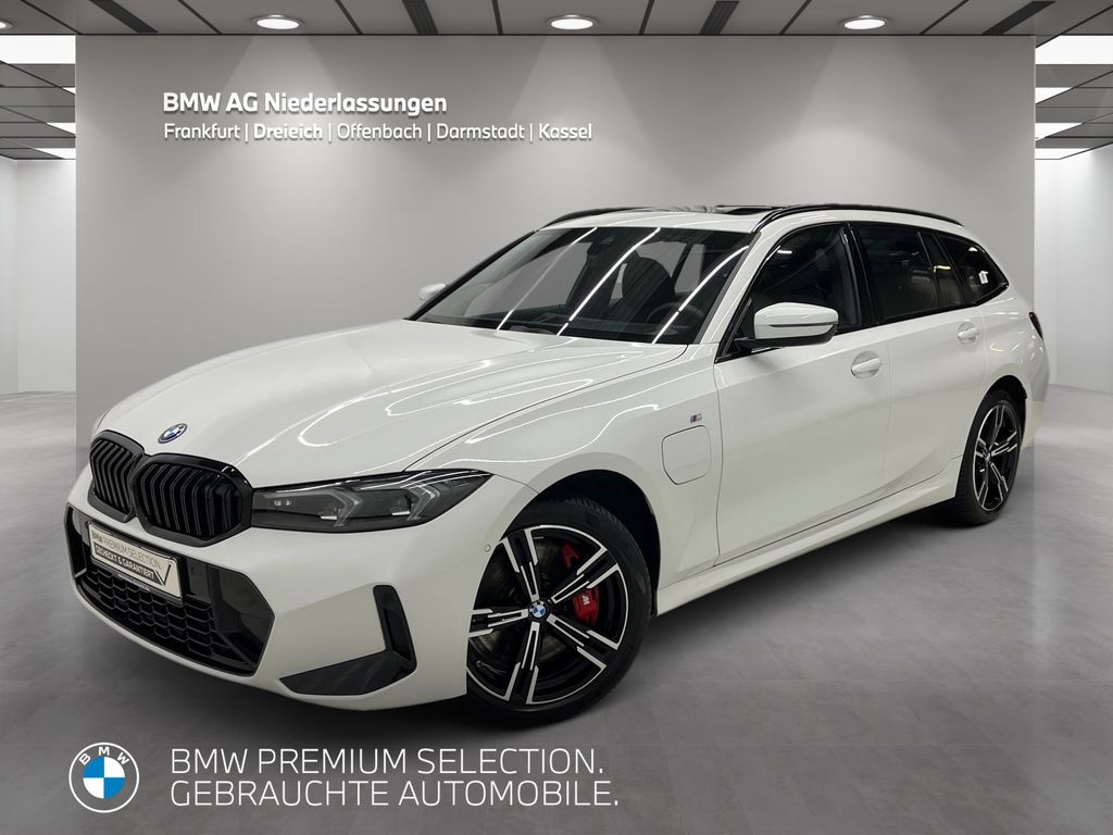 BMW 330 2025