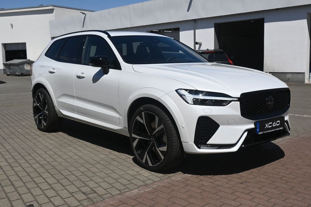 Volvo XC60 2025