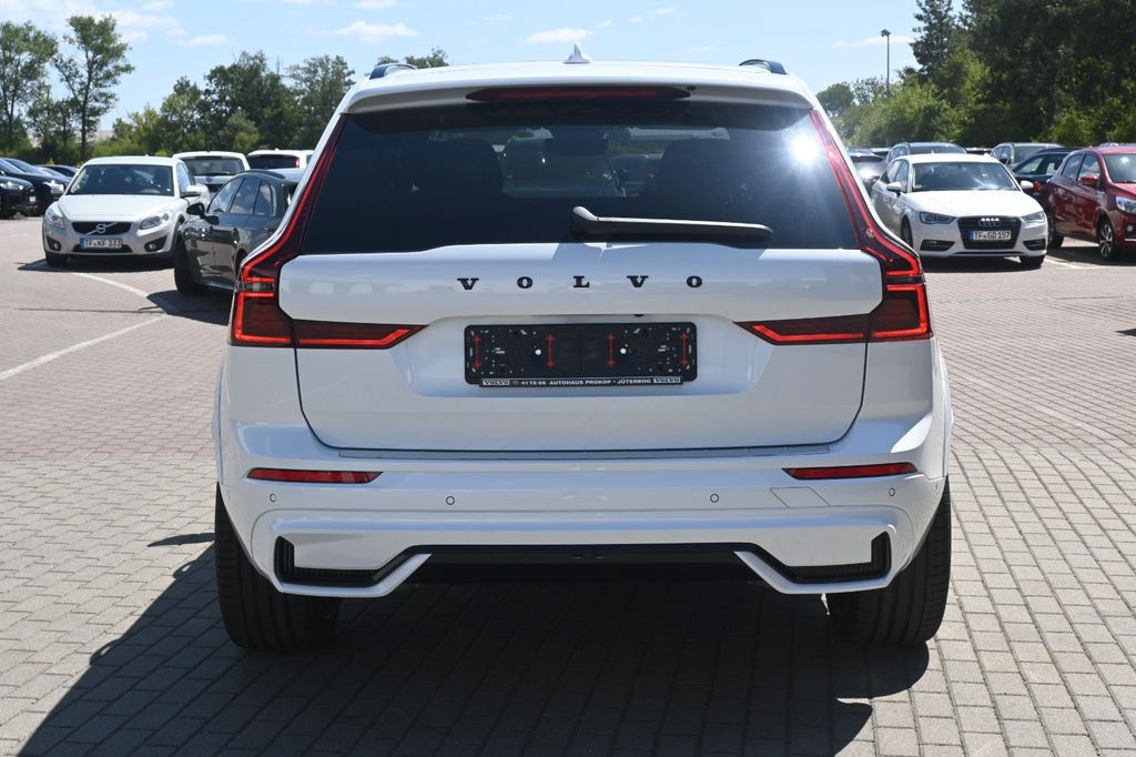 Volvo XC60 2025