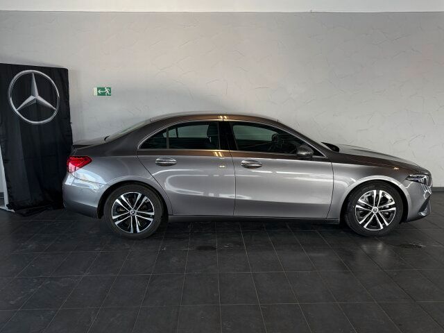 Mercedes-Benz A 220 2024