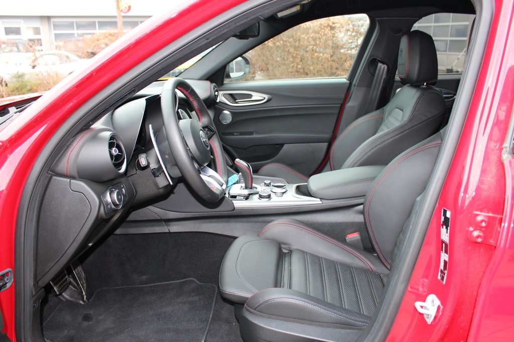 Alfa Romeo Giulia 2023