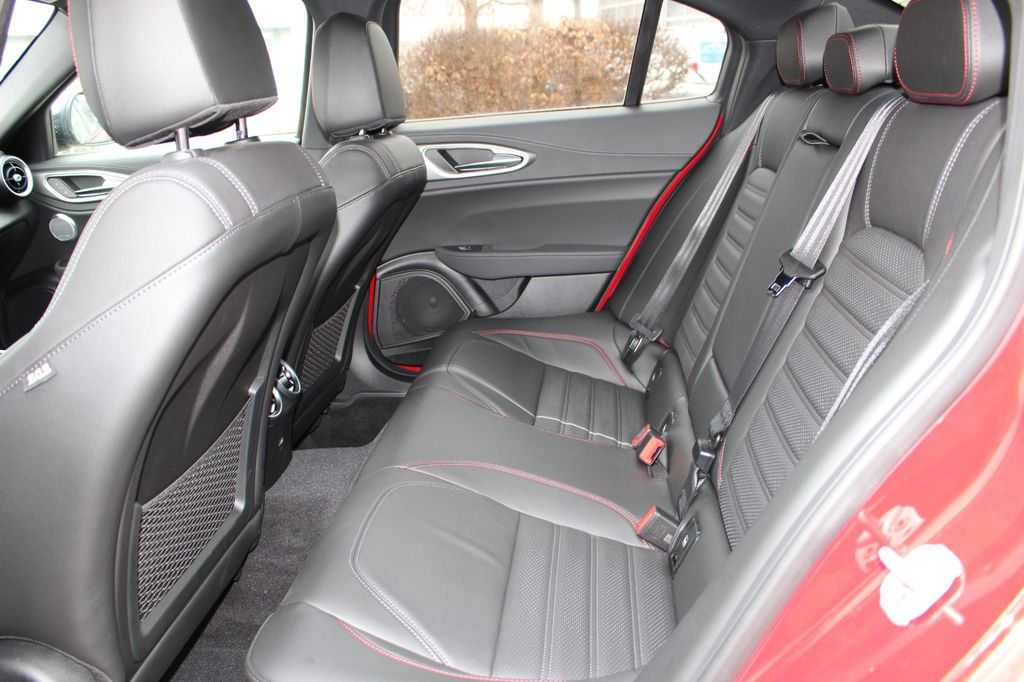 Alfa Romeo Giulia 2023