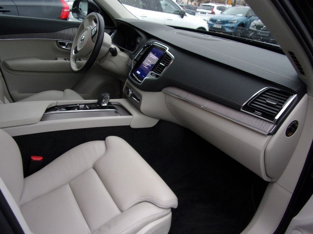 Volvo XC90 2022