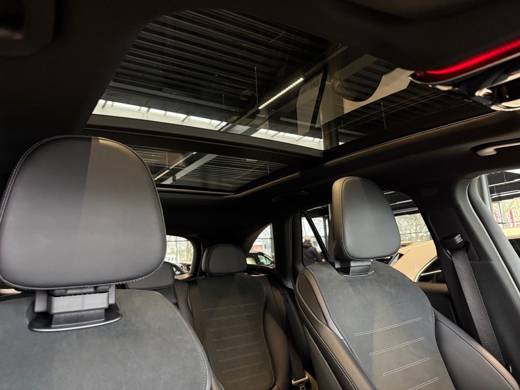 Mercedes-Benz GLC 300 2023