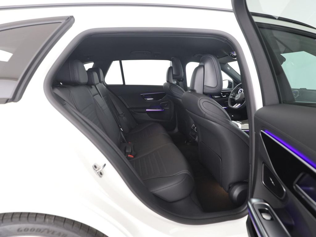 Mercedes-Benz C 220 2026