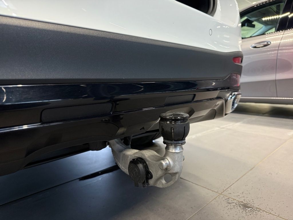 Mercedes-Benz GLC 300 2023