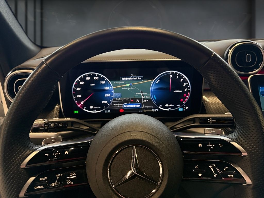 Mercedes-Benz GLC 300 2023