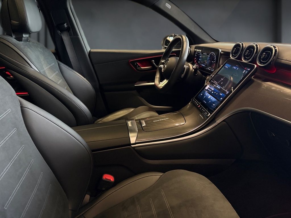 Mercedes-Benz GLC 300 2023