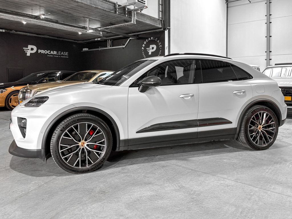 Porsche Macan 2025