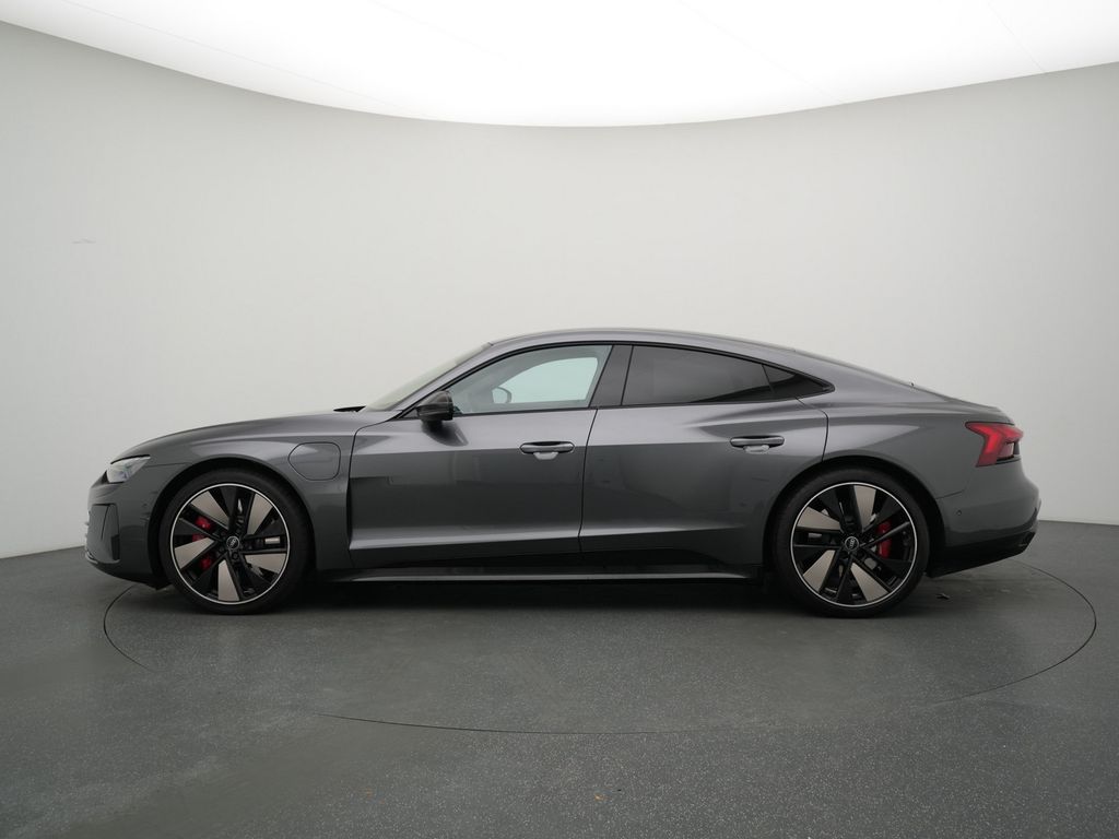 Audi RS e-tron GT 2022