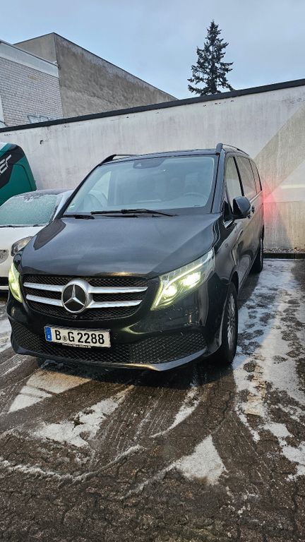 Mercedes-Benz V 300 2023