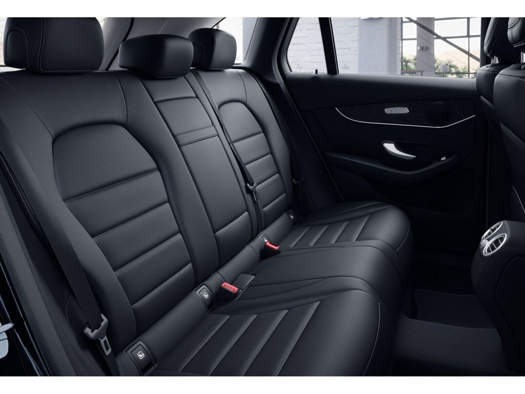 Mercedes-Benz GLC 300 2021