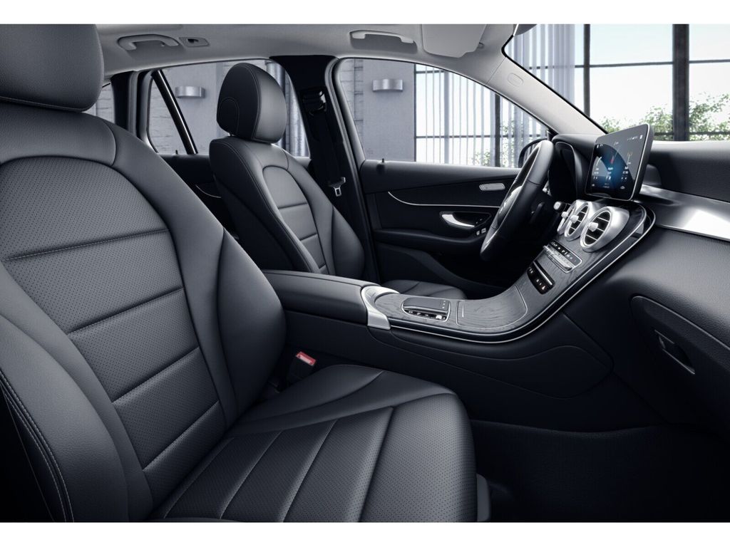 Mercedes-Benz GLC 300 2021