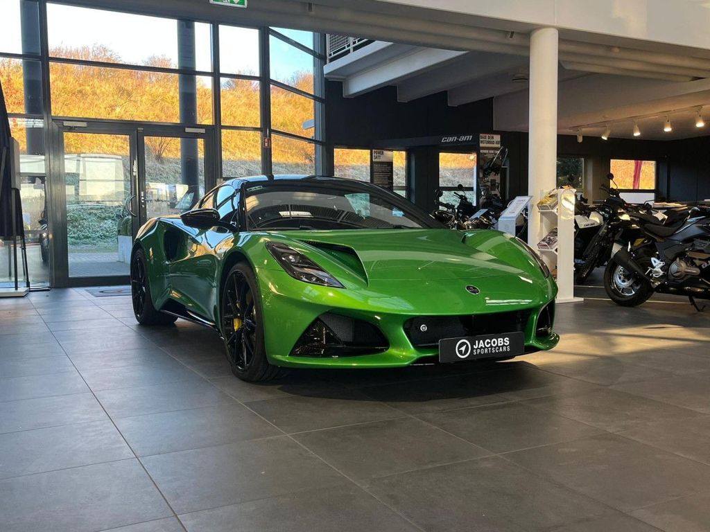 Lotus Emira