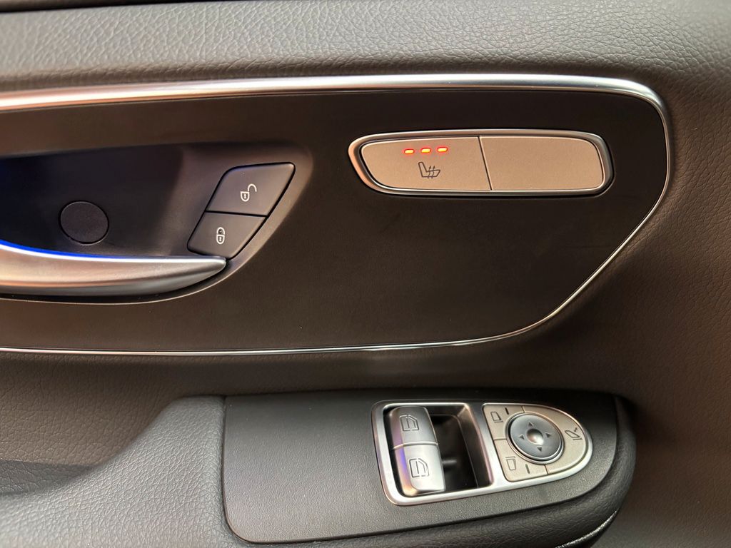 Mercedes-Benz EQV 2024