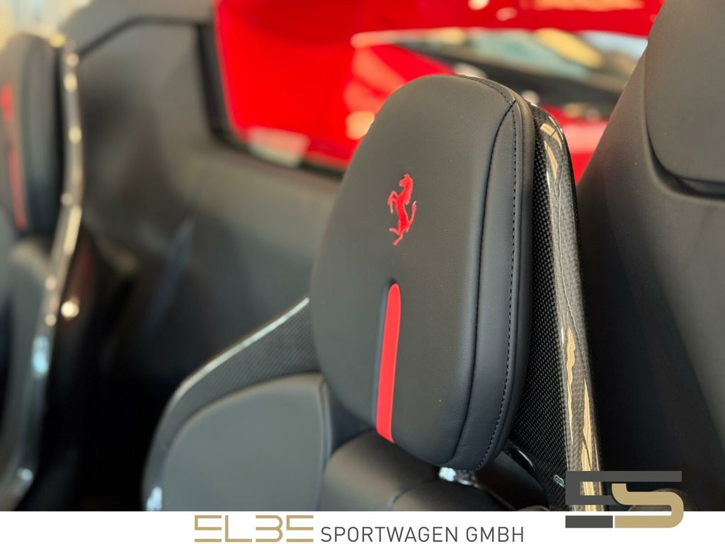 Ferrari 296 GTS