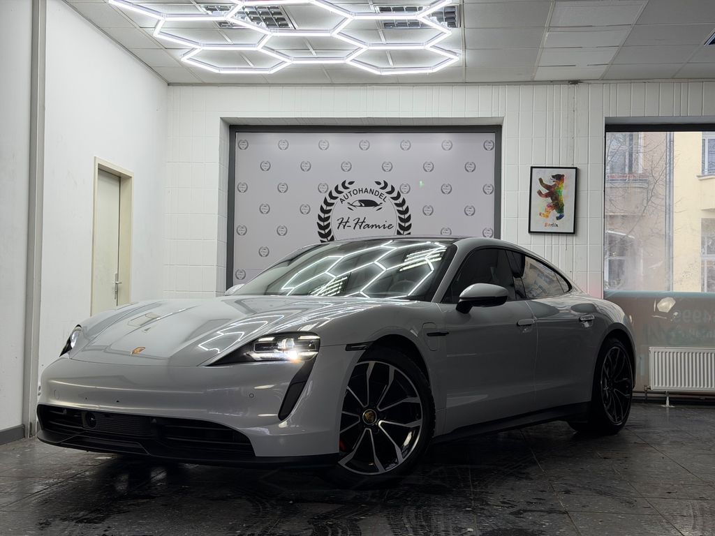 Porsche Taycan 2023