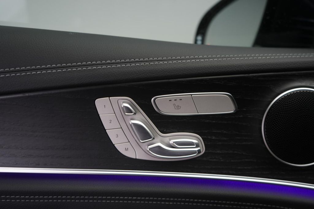 Mercedes-Benz E 300 2022