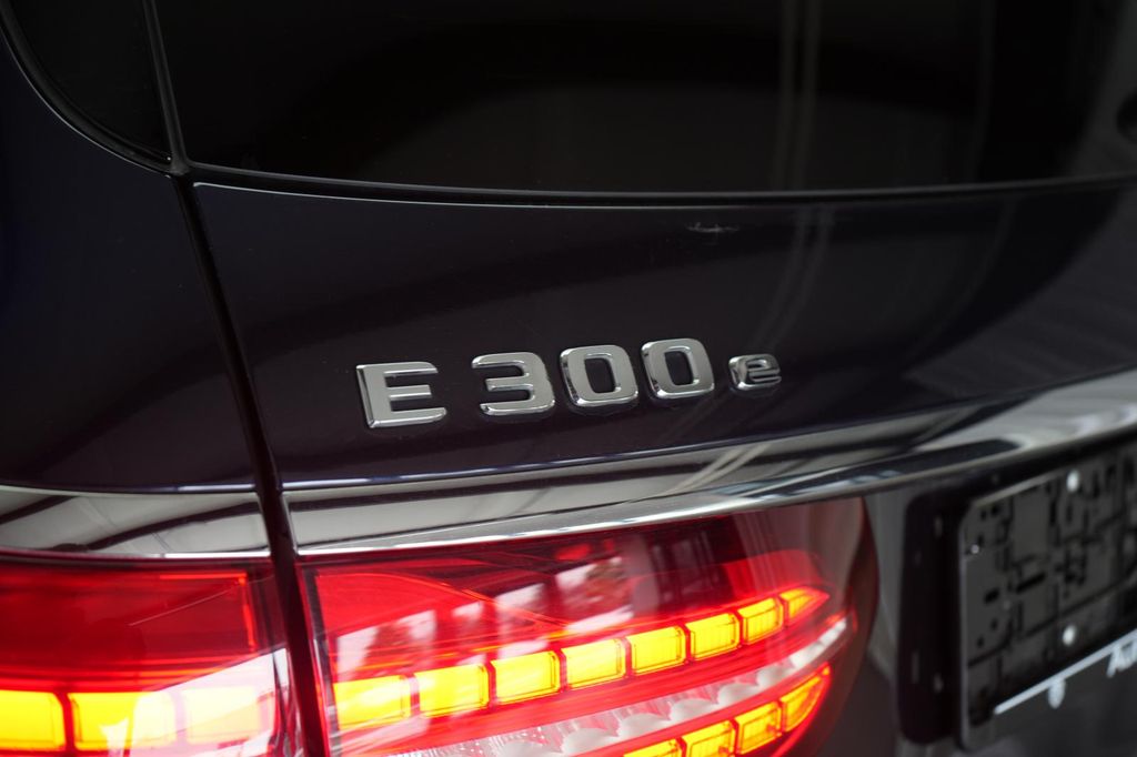 Mercedes-Benz E 300 2022