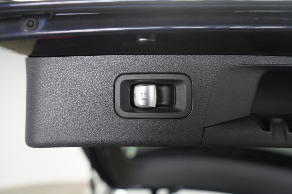 Mercedes-Benz E 300 2022