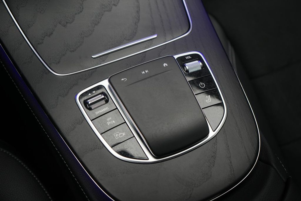 Mercedes-Benz E 300 2022