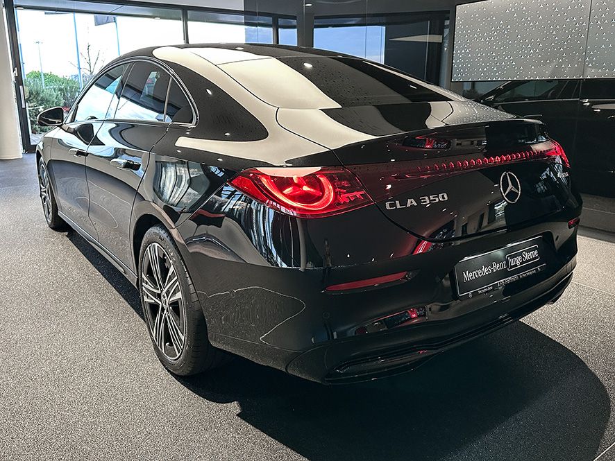 Mercedes-Benz CLA 350 2025