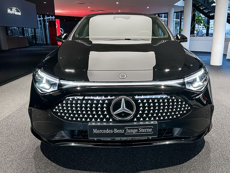 Mercedes-Benz CLA 350 2025