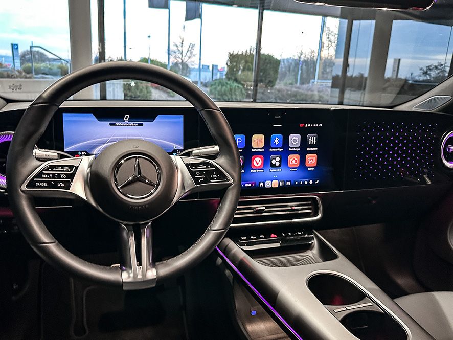 Mercedes-Benz CLA 350 2025