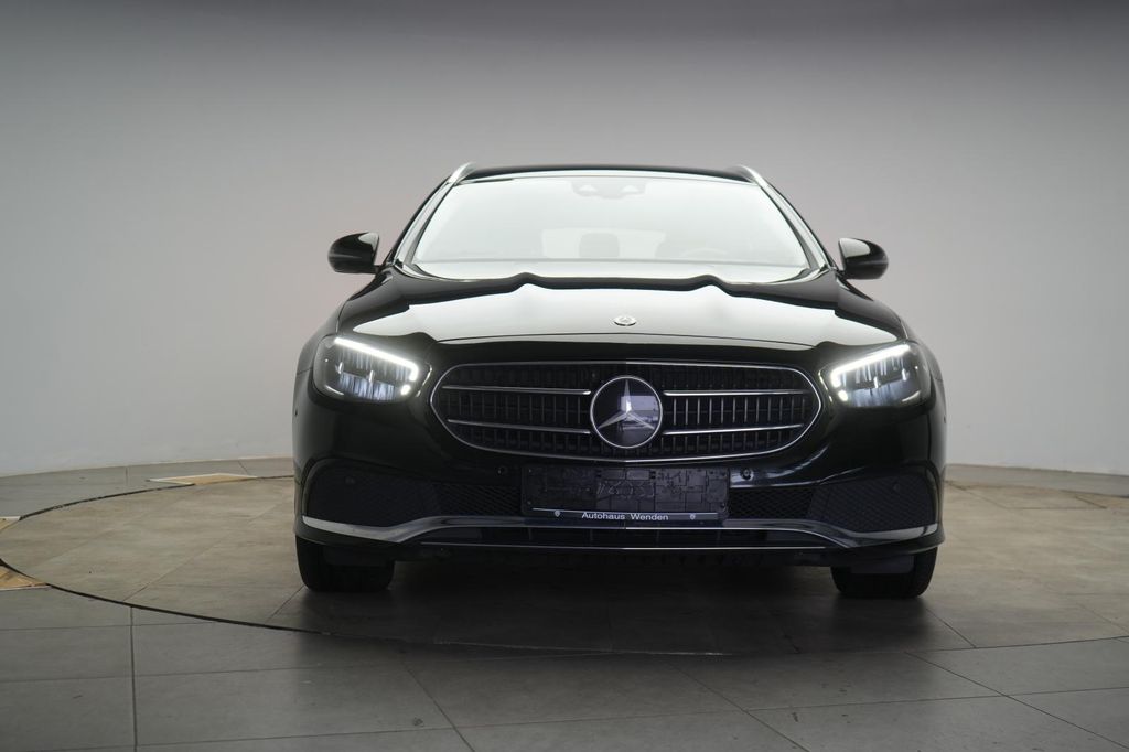 Mercedes-Benz E 300 2021