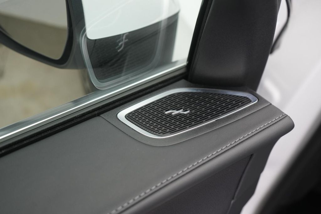 Mercedes-Benz GLC 300 2023