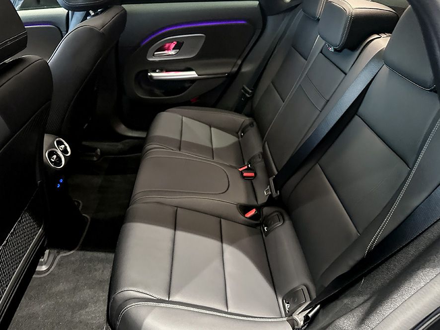 Mercedes-Benz CLA 350 2025