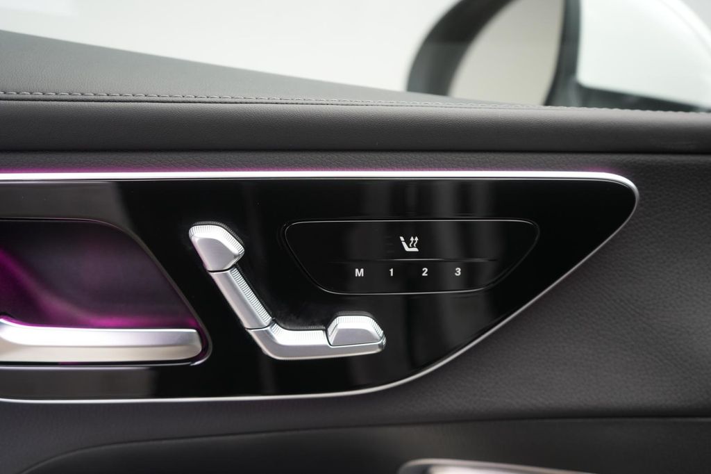 Mercedes-Benz GLC 300 2023