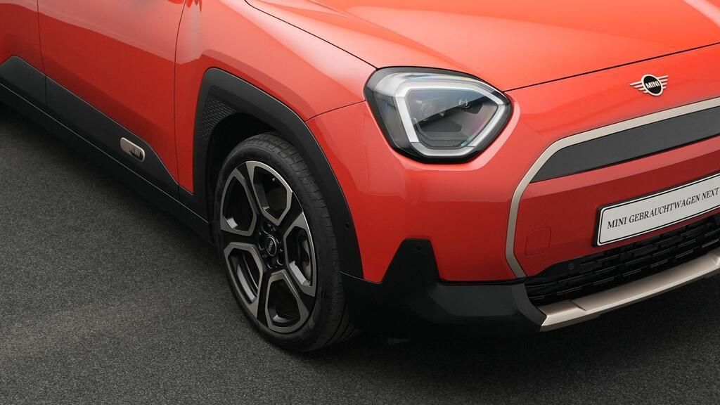 MINI Aceman 2024